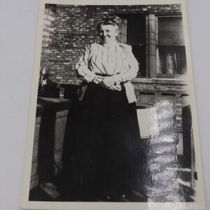 Vintage Photograph Chicago Kedzie & Polk  1905 Old Lady in Dress